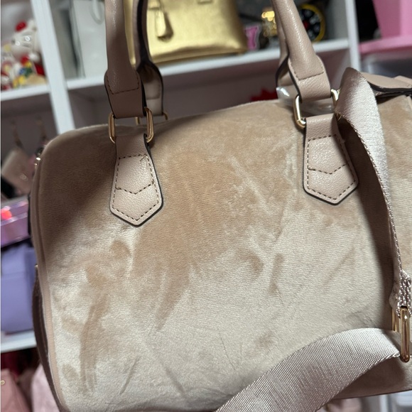 NWT Juicy Couture Cafe Obsession Satchel - Picture 4 of 6